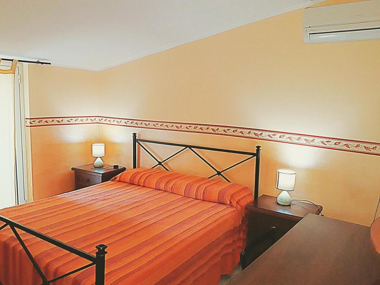 Bed And Breakfast Gigi Furci Siculo Kültér fotó
